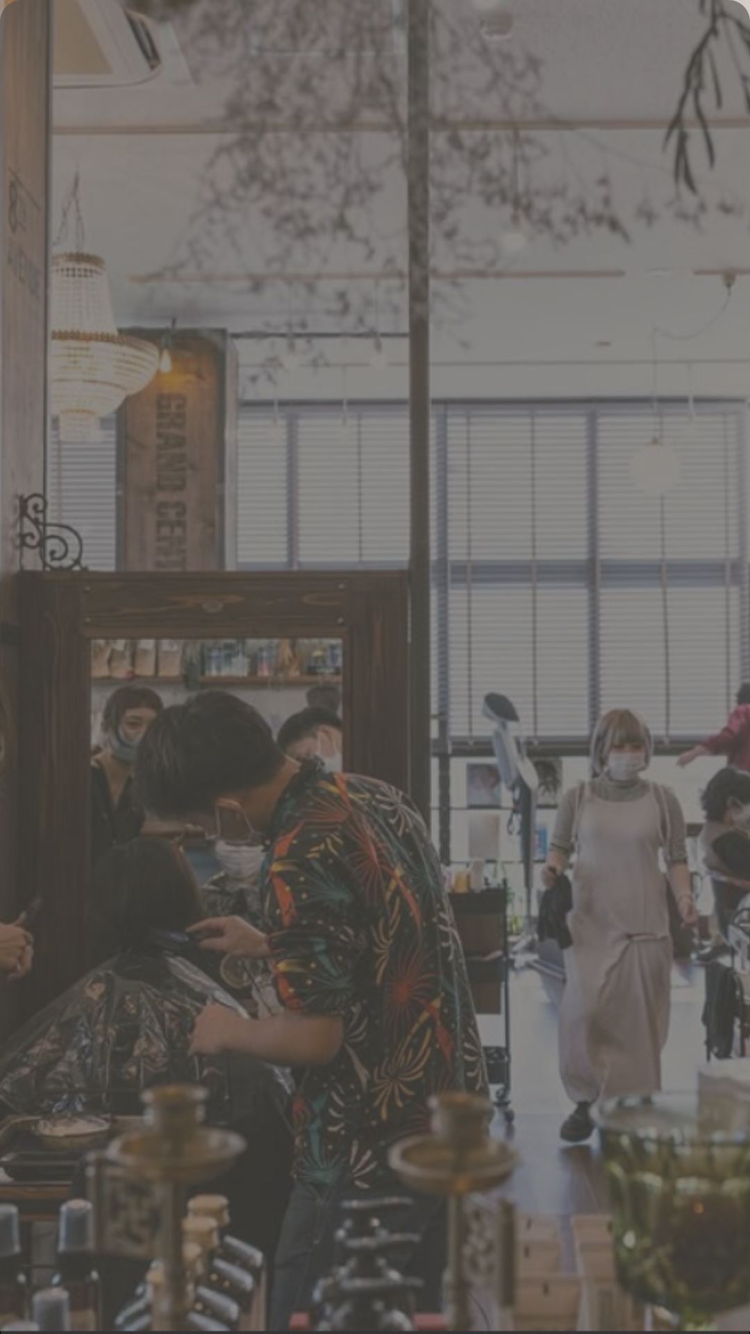 HAIR LOUNGE THREE BEE